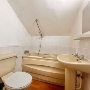 Apartment To Let - Photo 2