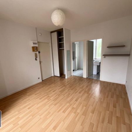 Location Appartement 1 pièce 20m² POITIERS 86000 - Photo 3
