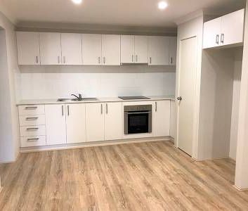 Income Limits Apply - 2 x 1 Ground floor unit - LEASE UNTIL JUNE 26... - Photo 2