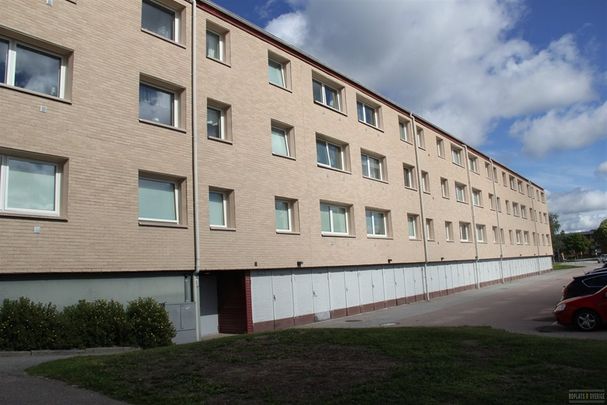 Tunalundsvägen 1 C - Photo 1