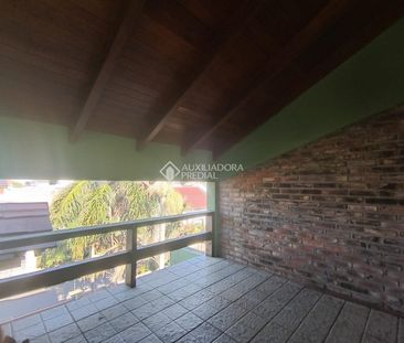 Casa com 3 quartos e 269m² para alugar em Moinhos de Vento, Canoas. - Photo 2
