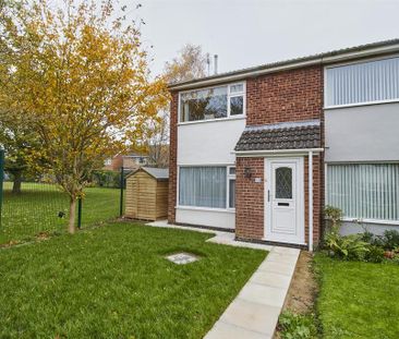 2 bedroom end of terrace house to rent - Photo 4