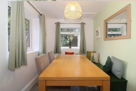 31 Wadbrough Road, Ecclesall - Photo 3