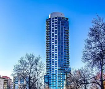 Stunning Penthouse Style Downtown Condo River Valley Gold Coarse Views 2000+ Sq | 11969 Jasper Ave, Edmonton - Photo 1