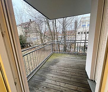 ***Schicke 1-Raum-Wohnung mit Einbauküche im Stadtteil Chemnitz-Altchemnitz sucht neuen Mieter*** - Photo 1