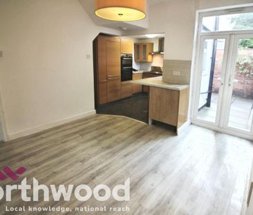 2 bedroom terraced house to rent - Photo 4