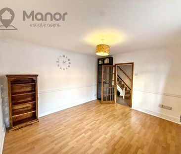 3 bedroom terraced house to rent - Photo 1