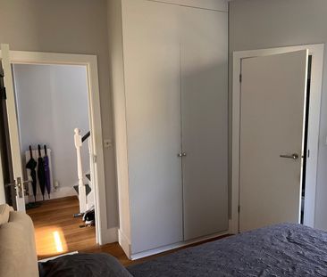 2 Bed Flat, Warriner Gardens, SW11 - Photo 6