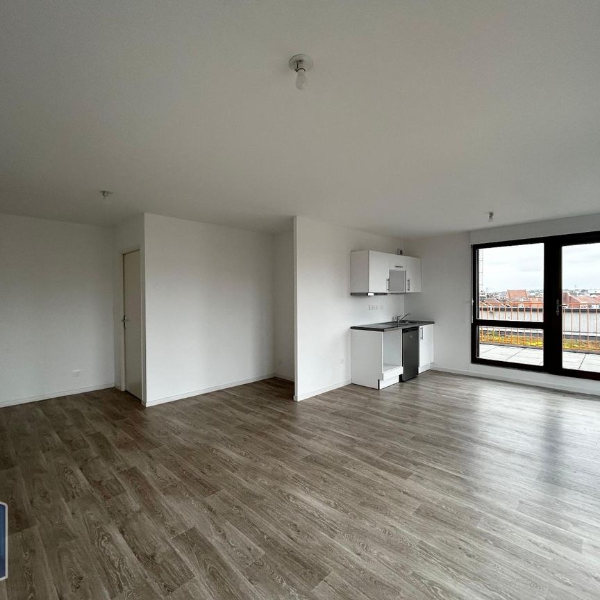 Location Appartement 3 pièces 69m² LILLE 59000 - Photo 1
