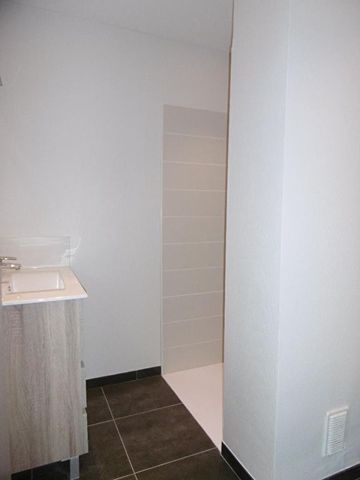 Location Appartement 2 pièces 40m² - Photo 5