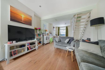 2 bedroom terraced house to rent - Photo 2