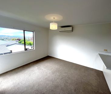 Mcleans Zone - Sea View Vistas Await! - Photo 4