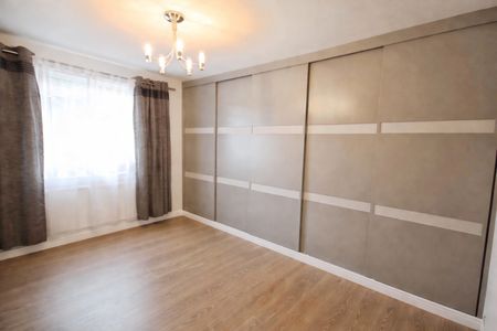 Inner Park Road, London, SW19 6DU - Photo 3