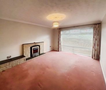 2 bedroom Flat To Let - Photo 3