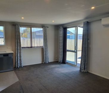 Smart & Suave on Station! - Photo 1