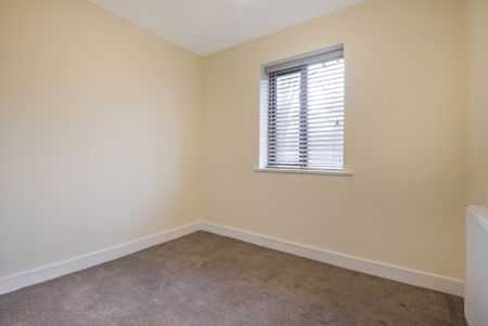 3 bedroom end of terrace house to rent - Photo 5