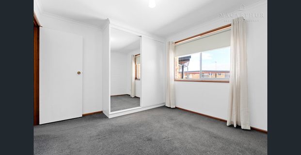 Freshly Renovated CBD Living - Photo 1