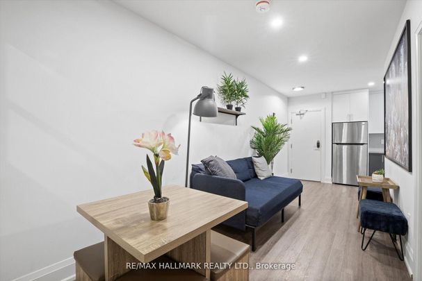 For Lease - 595 St Clair Avenue Unit# 12, Toronto, Ontario - Photo 1