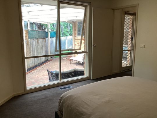 SUNDRENCHED SPACIOUS HOME WITH OWN STREET FRONTAGE - Photo 1