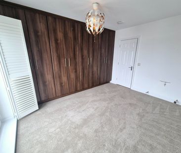 4 Bed Flat, South Ferry Quay, L3 - Photo 4
