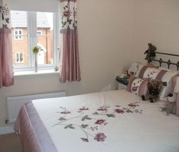 2 bedroom terraced house to rent - Photo 4
