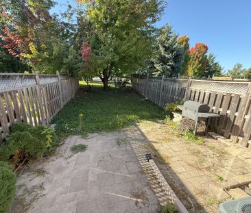 For Lease - 269 Dunsmore Lane, Barrie, Ontario - Photo 3