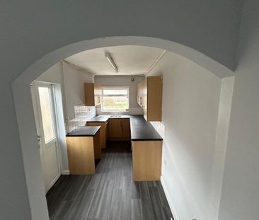 2 bedroom semi-detached house to rent - Photo 1