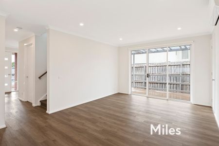 1/50 William Street, Greensborough - Photo 3