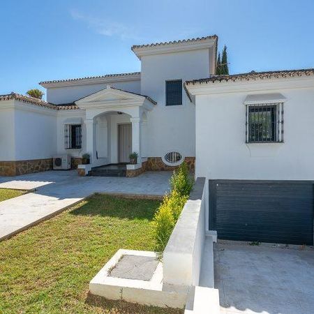 Chalet en alquiler en Nueva Andalucia, Marbella - Photo 3