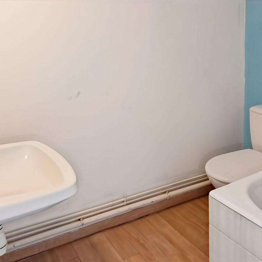 Location Appartement 1 pièce 15m² ST AUBIN D AUBIGNE 35250 - Photo 1