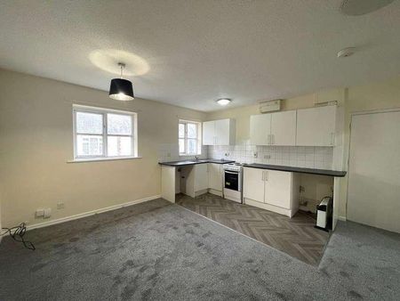 St Martins Street, Millfield,peterborough, PE1 - Photo 2