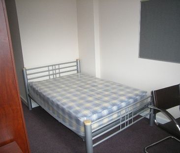 ALL BILLS INCLUDED - MODERN ROOM IN FLAT SHARE FOR STUDENTS - Photo 2