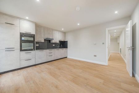 1 bedroom apartment to rent - Photo 4