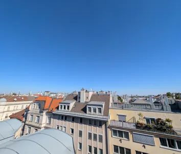 (reserviert) Lichtdurchflutete 3-Schlafzimmer-Maisonette mit Dachterrasse, Klimaanlage & Garagenplatz - absolute Hofruhelage - Foto 3