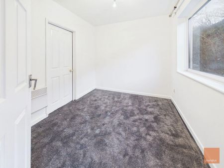 5 bedroom terraced house to rent - Photo 5