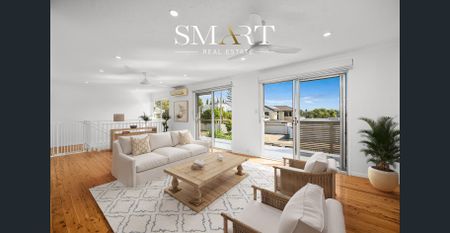 Luxurious Living with Stunning Panoramic view - Photo 4