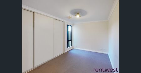 PRISTINE PROPETY IN QUIET LOCATION - Photo 3