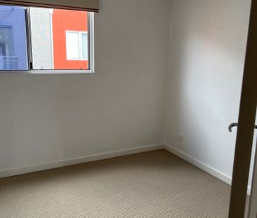 Adelaide CBD - Photo 2