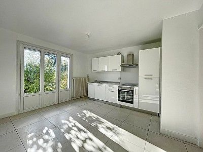 ECULLY - Maison T5 avec jardin - Photo 4