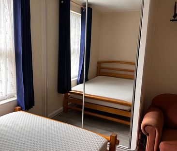 Studio Flat, Eade Road, N4 - Photo 3