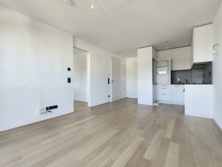 Pauschalmiete inklusive Warmwasser, Heizung & Kühlung - Traumhafte 2-Zimmer-Wohnung mit großzügigem Balkon und stilvoller Ausstattung - Foto 2