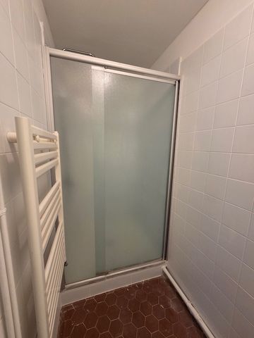 Location Appartement 2 pièces 57m² - Photo 4