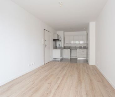 Location Appartement 2 pièces 45m² STE GENEVIEVE DES BOIS 91700 - Photo 1