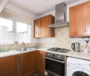 2 Bed Terraced House, The Meadows, NG2 - Photo 6