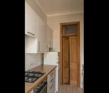 1 Bed Flat, Brunswick Street, EH7 - Photo 2