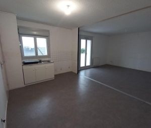 Location Appartement à LA MURE - Photo 6