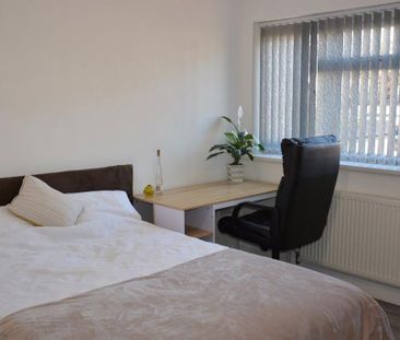 5 bedroom house to rent - Photo 3
