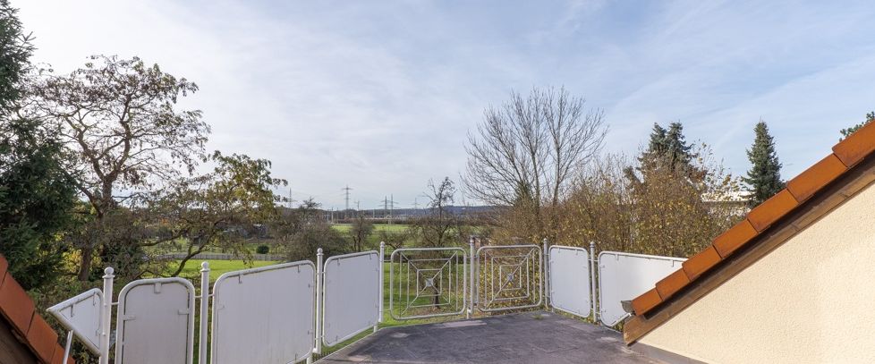 Schöne ca. 135 m² große 3-Zimmer-Maisonettewohnung mit Dachatelier und Westloggia in Garenfeld! - Foto 1