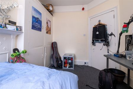 3 bedroom property to rent - Photo 3