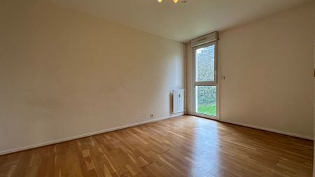Location Appartement 4 pièces 83m² - Photo 4